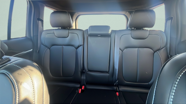 2027 Jeep Grand Cherokee GRAND CHEROKEE LIMITED 4X4
