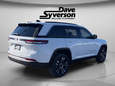 2027 Jeep Grand Cherokee GRAND CHEROKEE LIMITED 4X4