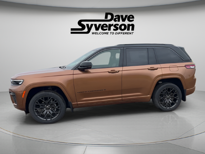 2027 Jeep Grand Cherokee GRAND CHEROKEE SUMMIT 4X4