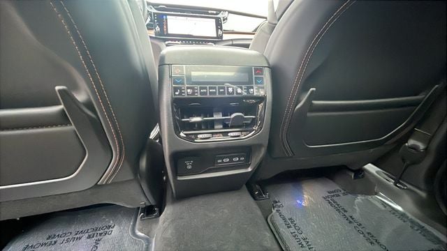 2027 Jeep Grand Cherokee GRAND CHEROKEE SUMMIT 4X4