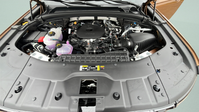 2027 Jeep Grand Cherokee GRAND CHEROKEE SUMMIT 4X4