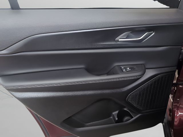 2025 Jeep Grand Cherokee GRAND CHEROKEE L LAREDO X 4X4