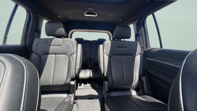 2026 Jeep Grand Cherokee GRAND CHEROKEE L LIMITED RESERVE 4X4