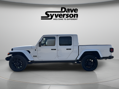 2025 Jeep Gladiator GLADIATOR NIGHTHAWK 4X4