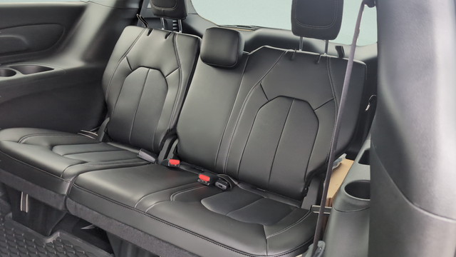 2026 Chrysler Voyager VOYAGER LX