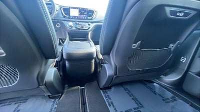 2027 Chrysler Pacifica PACIFICA LIMITED AWD
