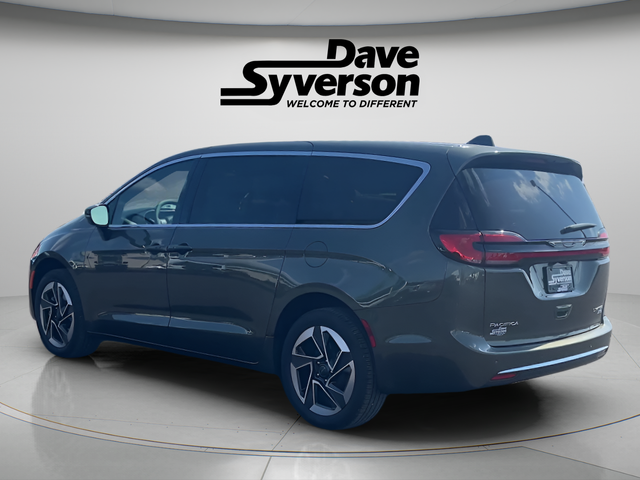 2027 Chrysler Pacifica PACIFICA LIMITED AWD