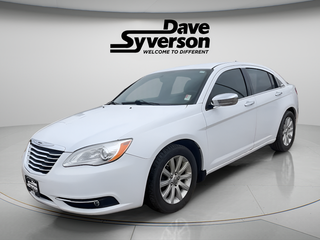 2014 Chrysler 200 Limited