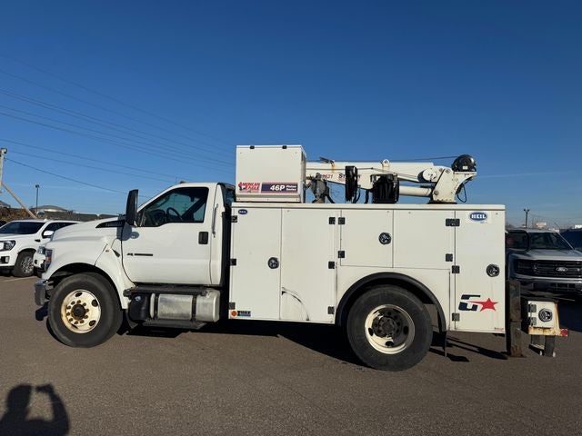 2017 Ford F-750SD Base