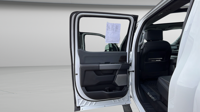 2023 Ford F-450SD Lariat DRW