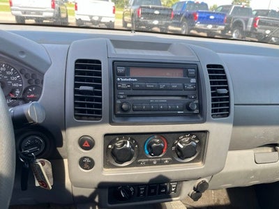 2005 Nissan Frontier LE