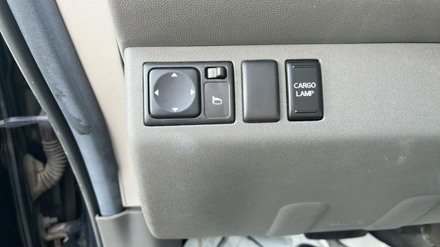 2005 Nissan Frontier LE