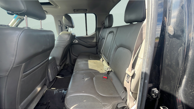 2005 Nissan Frontier LE