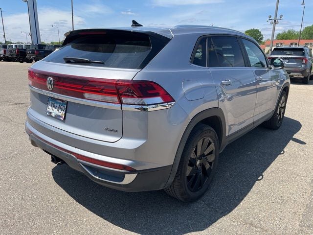 2024 Volkswagen Atlas Cross Sport 2.0T SE w/Technology
