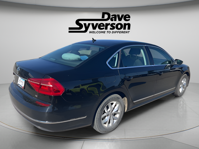 2016 Volkswagen Passat 1.8T S