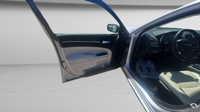 2021 Chrysler 300 Touring