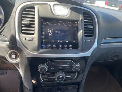 2023 Chrysler 300 Touring L