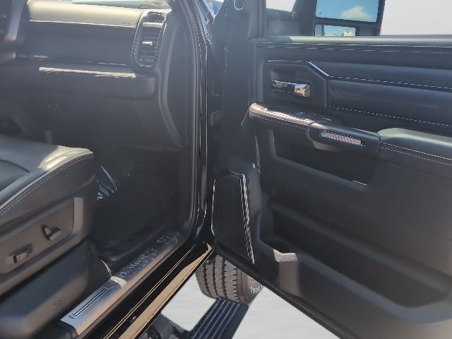 2023 RAM 3500 Limited