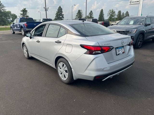 2023 Nissan Versa 1.6 S
