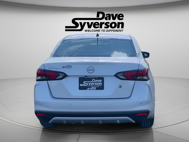 2023 Nissan Versa 1.6 S