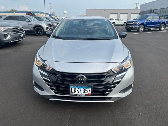 2023 Nissan Versa 1.6 S