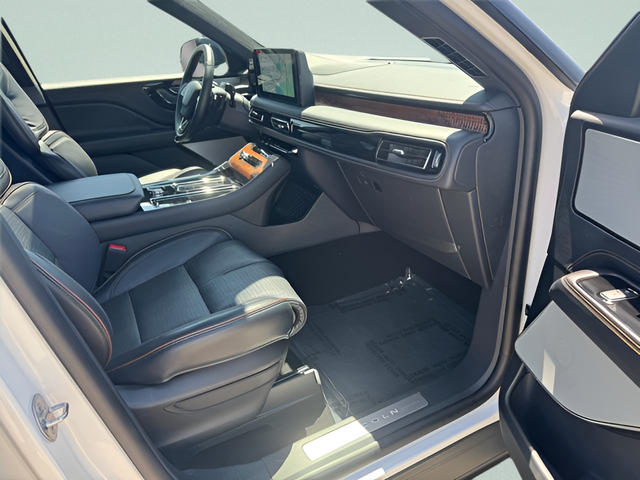 2025 Lincoln Aviator Black Label