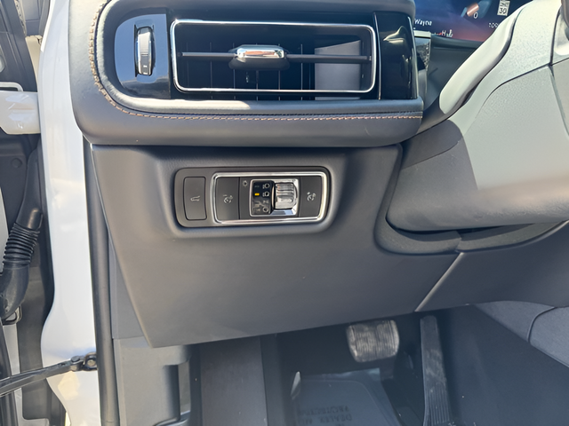 2025 Lincoln Aviator Black Label