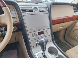 2005 Lincoln Navigator Luxury