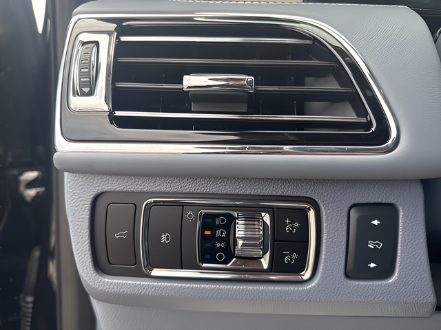 2024 Lincoln Navigator Black Label