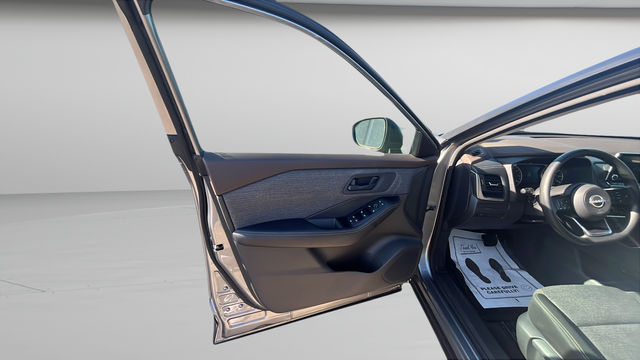 2022 Nissan Rogue S