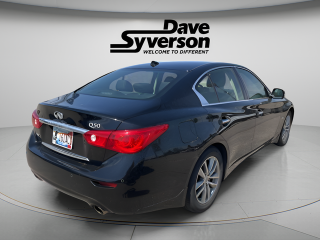 2015 INFINITI Q50 Premium