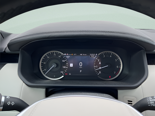 2023 Land Rover Discovery Metropolitan Edition